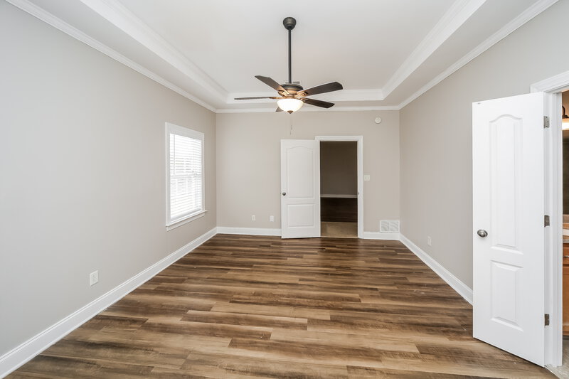 1,540/Mo, 1352 Arbor Lake Dr Horn Lake, MS 38637 Main Bedroom View 2