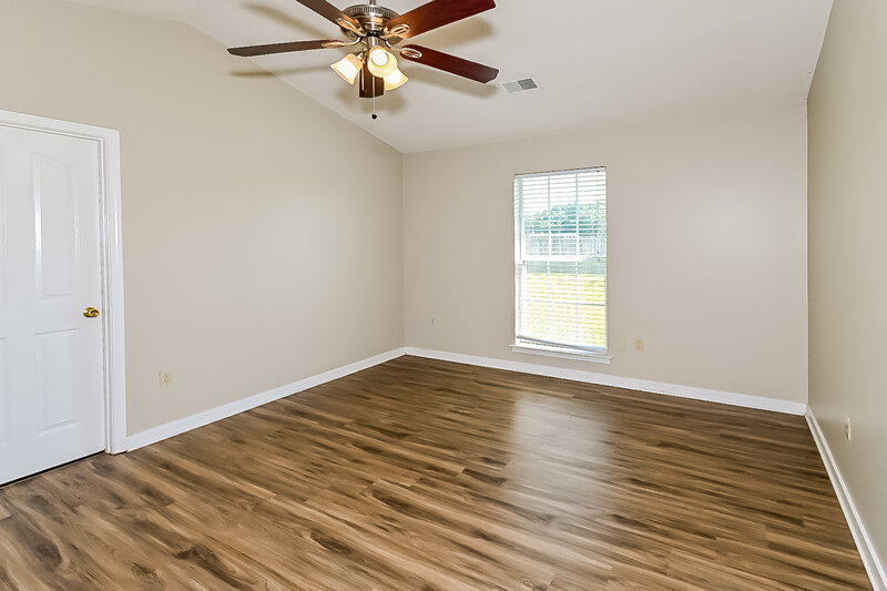 1,680/Mo, 2626 Pintail Dr Horn Lake, MS 38637 Main Bedroom View