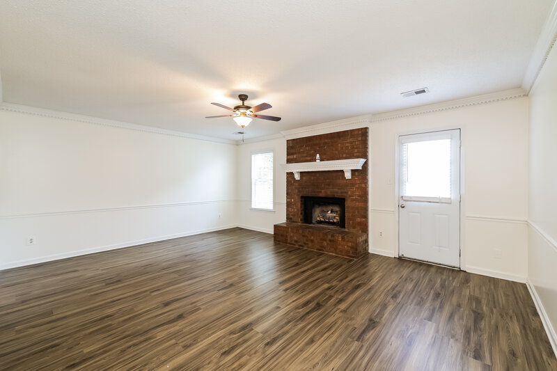 1,695/Mo, 7549 Clarkfield Pl Southaven, MS 38671 Living Room View