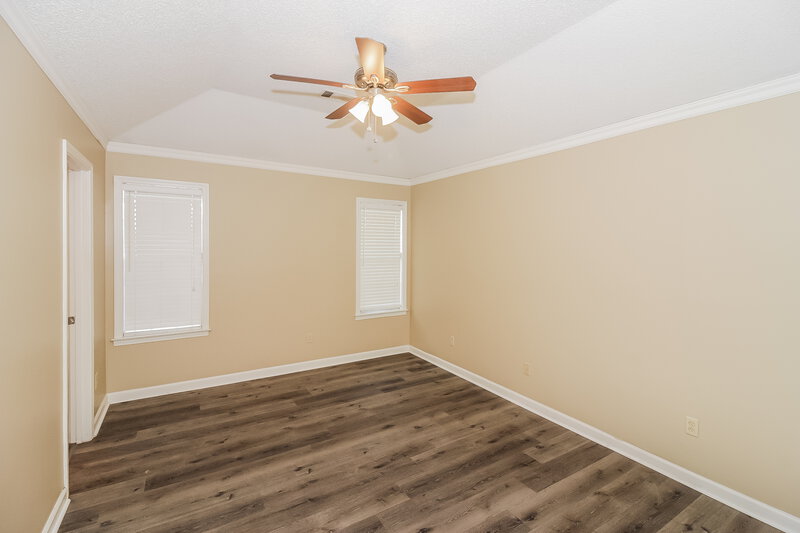 1,695/Mo, 2240 Lake Springs Ln Cordova, TN 38016 Main Bedroom View