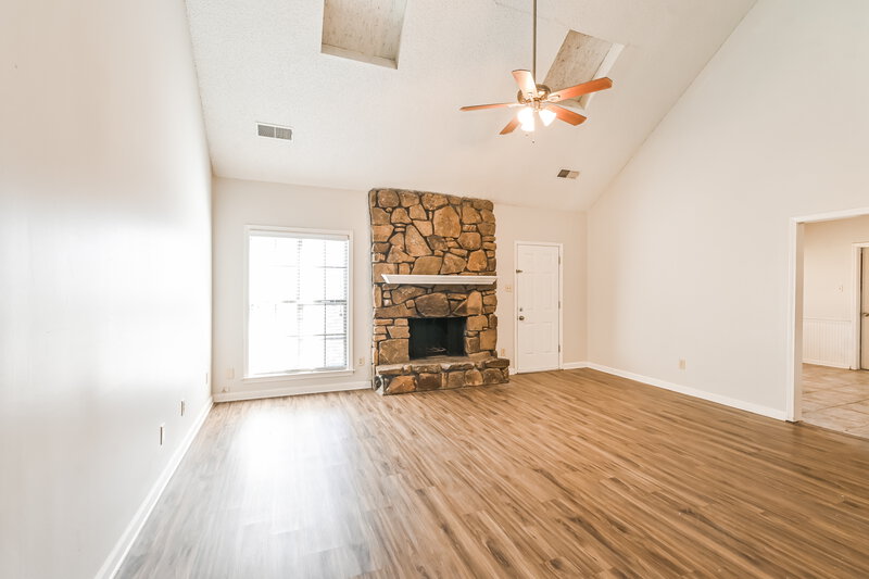 2,490/Mo, 2224 Webbing Dr Cordova, TN 38016 Misc View