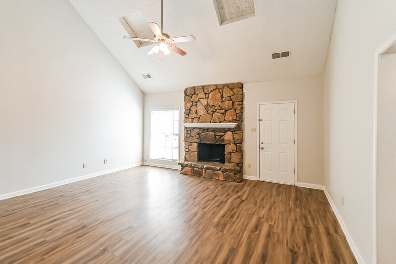 2,490/Mo, 2224 Webbing Dr Cordova, TN 38016 Misc View 3