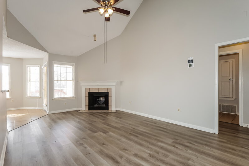 1,830/Mo, 2839 Fletcher View Dr Cordova, TN 38016 Living Room View 3