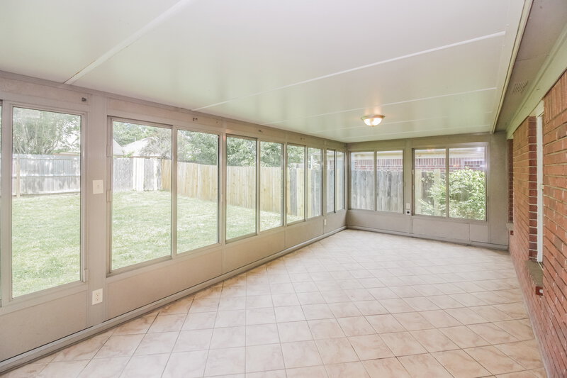 1,665/Mo, 2784 Fletcher View Dr Cordova, TN 38016 Sun Room View