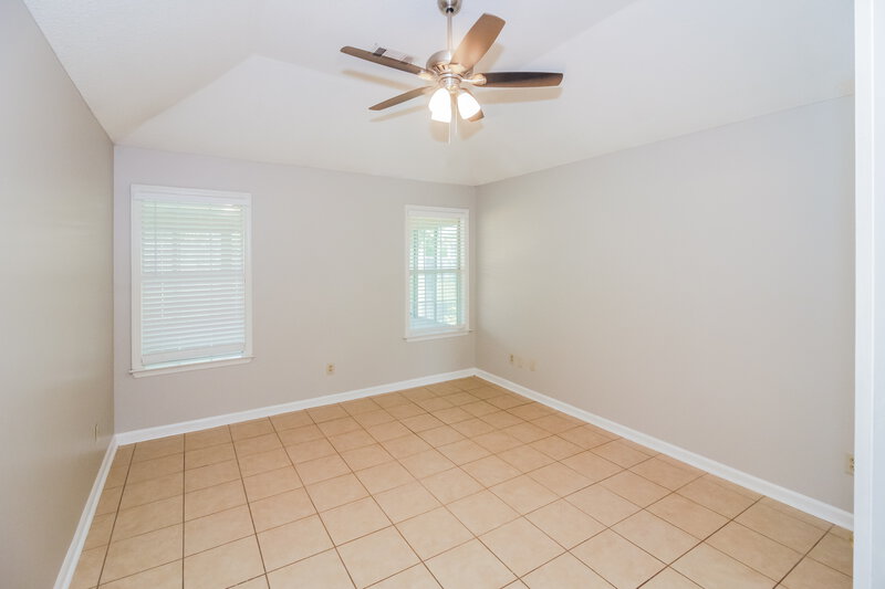 1,665/Mo, 2784 Fletcher View Dr Cordova, TN 38016 Main Bedroom View