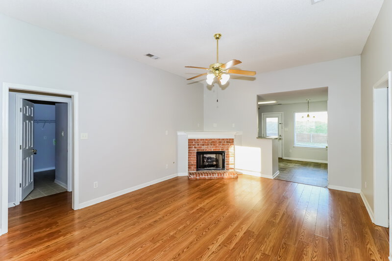 1,895/Mo, 2806 Breezy Ridge Trail Cordova, TN 38016 Living Room View