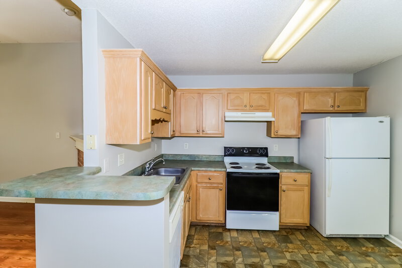 1,895/Mo, 2806 Breezy Ridge Trail Cordova, TN 38016 Kitchen View