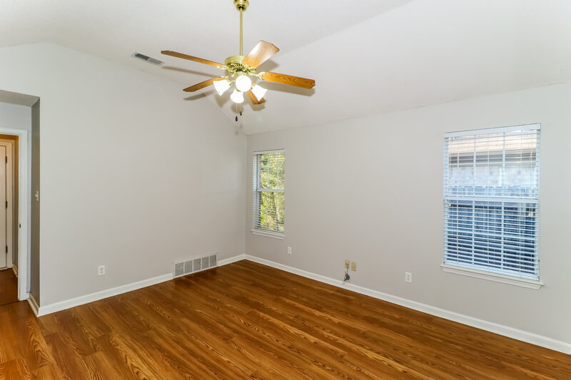 1,895/Mo, 2806 Breezy Ridge Trail Cordova, TN 38016 Main Bedroom View 3