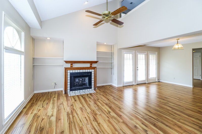1,905/Mo, 1611 Oaken Bucket Dr Cordova, TN 38016 Living Room View 3