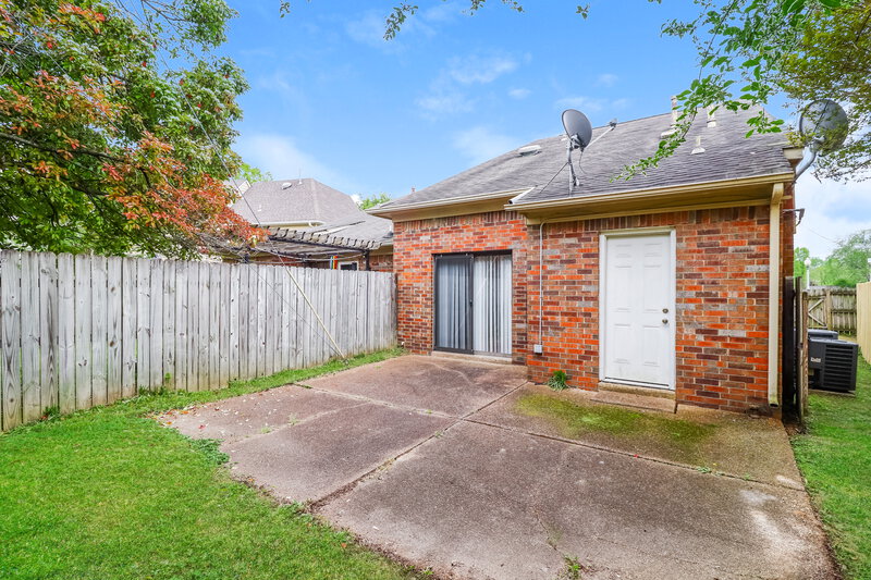 1,905/Mo, 1611 Oaken Bucket Dr Cordova, TN 38016 Rear View 3
