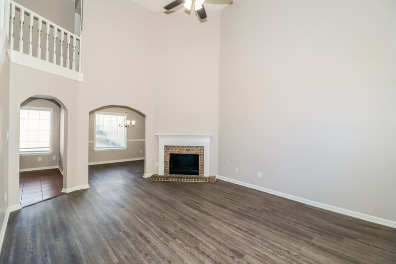 1,840/Mo, 2786 Breezy Ridge Trail Cordova, TN 38016 Living Room View