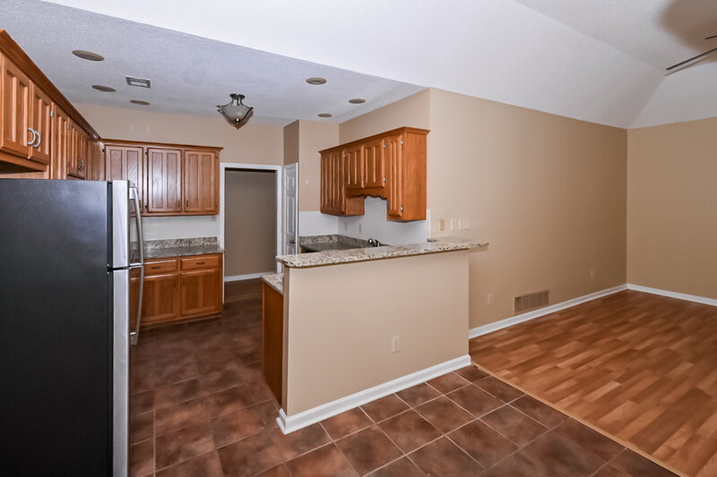 3,220/Mo, 9224 Chimneyrock Blvd Cordova, TN 38016 Kitchen View