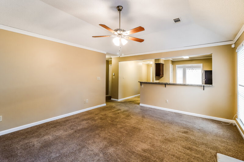 2,350/Mo, 2264 Lake Springs Ln Cordova, TN 38016 Living Room View