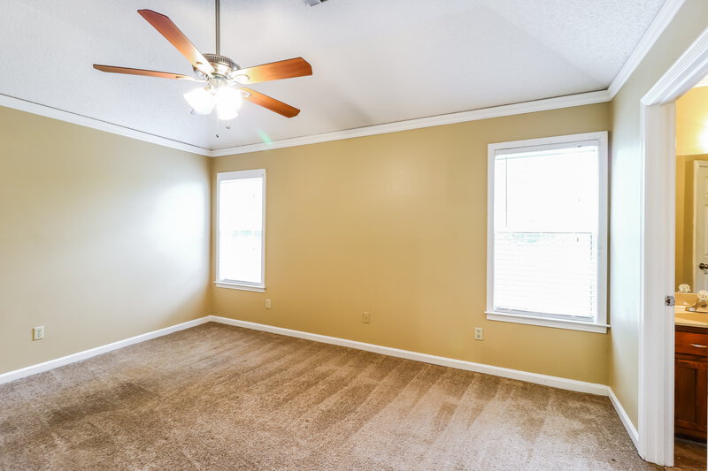 2,350/Mo, 2264 Lake Springs Ln Cordova, TN 38016 Main Bedroom View