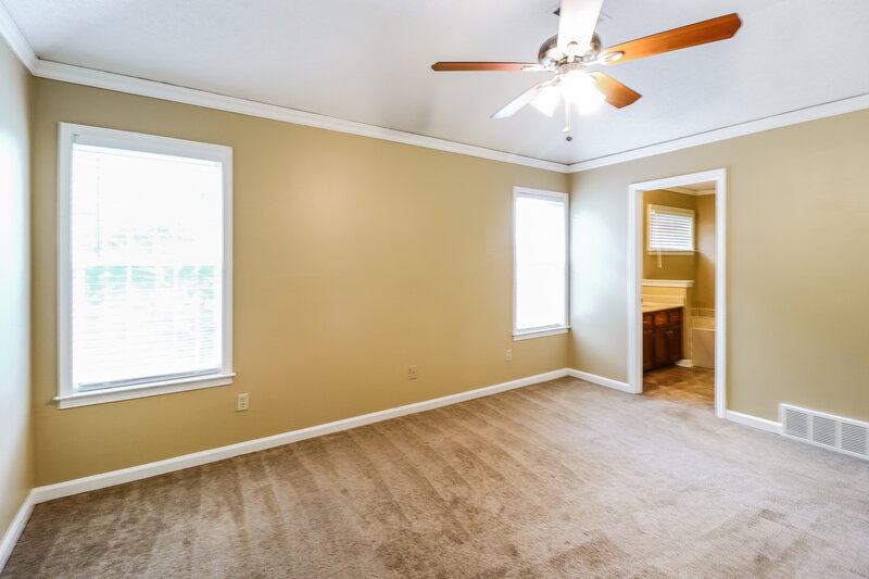 2,350/Mo, 2264 Lake Springs Ln Cordova, TN 38016 Main Bedroom View 2