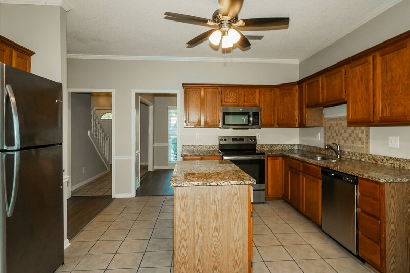 1,970/Mo, 1953 Concord Green Cove Cordova, TN 38016 Kitchen View