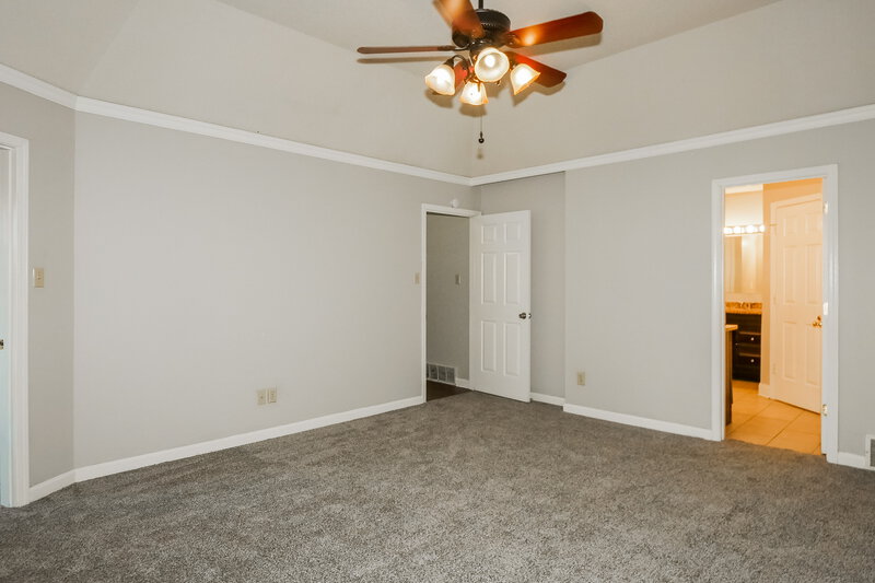 1,970/Mo, 1953 Concord Green Cove Cordova, TN 38016 Main Bedroom View