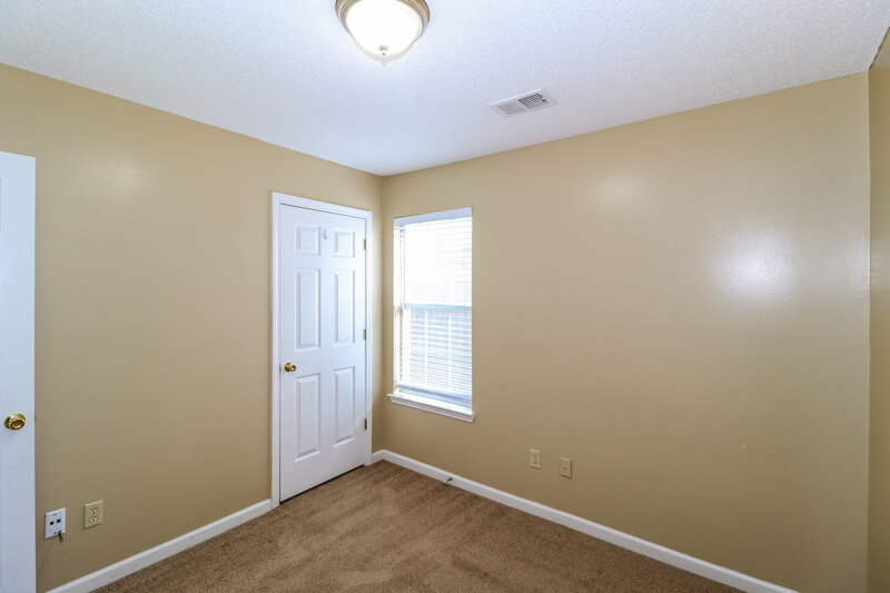 1,695/Mo, 2198 Rocky Stream Dr Cordova, TN 38016 Bedroom View 2