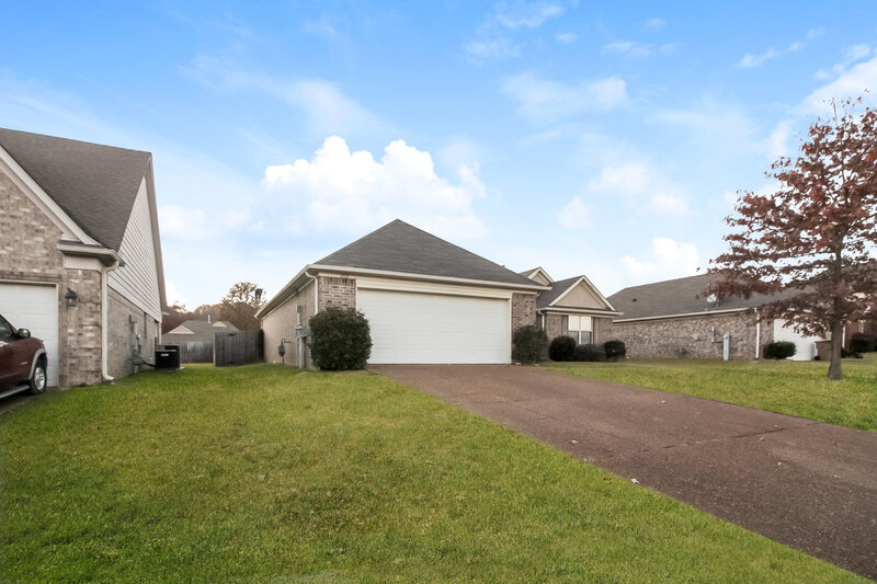 1,720/Mo, 1513 Carlton Ridge Dr Cordova, TN 38016 Front View