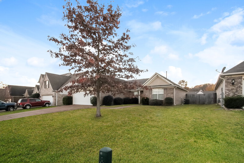 1,720/Mo, 1513 Carlton Ridge Dr Cordova, TN 38016 Front View 4