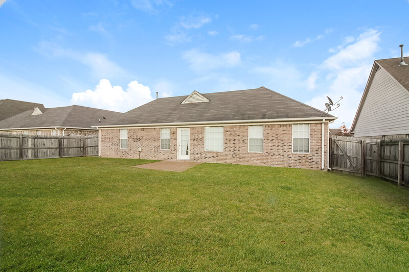 1,720/Mo, 1513 Carlton Ridge Dr Cordova, TN 38016 Rear View 4