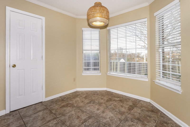 1,705/Mo, 2184 Stone Stream Dr Cordova, TN 38016 Breakfast Nook View