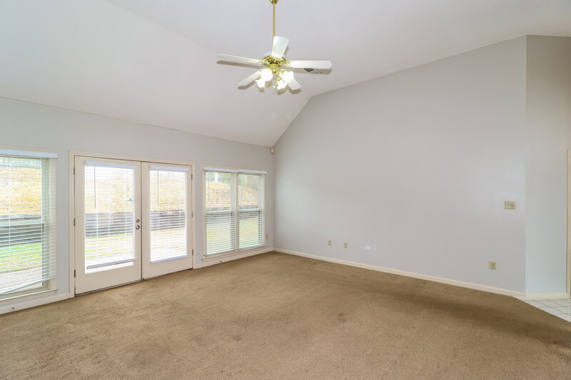 2,115/Mo, 1964 Bohemia Dr Cordova, TN 38016 Living Room View 2