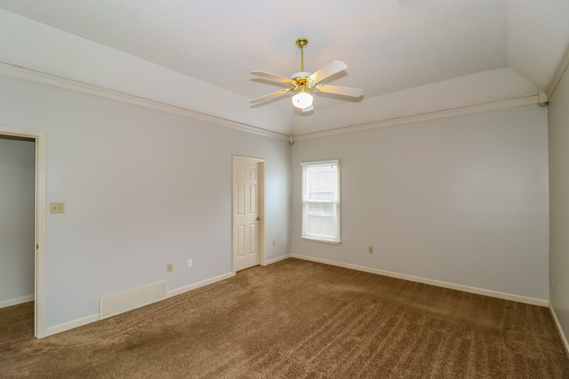 2,115/Mo, 1964 Bohemia Dr Cordova, TN 38016 Main Bedroom View 2