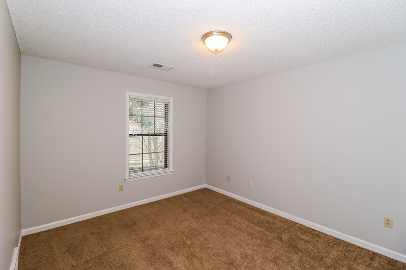 1,970/Mo, 2040 Mt Badon Ln Cordova, TN 38016 Bedroom View 3