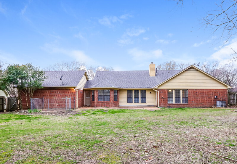 1,970/Mo, 2040 Mt Badon Ln Cordova, TN 38016 Rear View