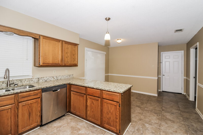 1,770/Mo, 751 Cedar Brake Dr Cordova, TN 38018 Kitchen View 2