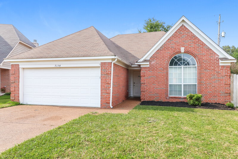 1,665/Mo, 7174 McCleskey Cove Cordova, TN 38018 Front View