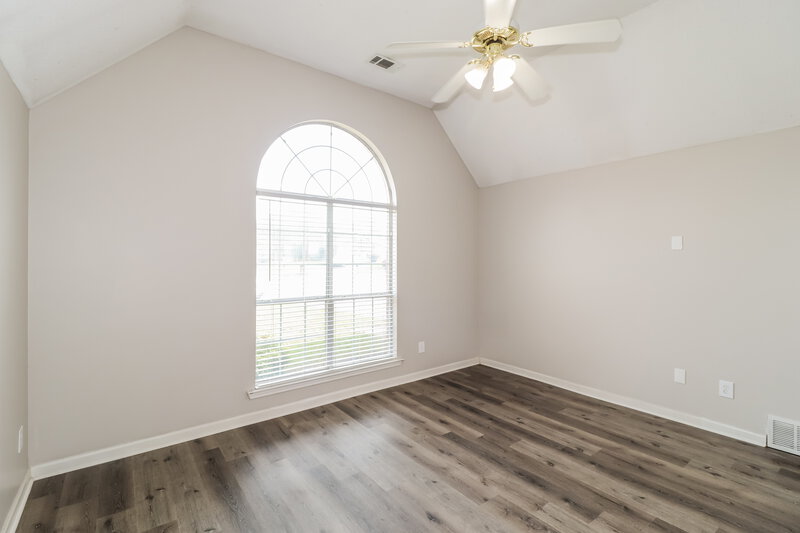 1,665/Mo, 7174 McCleskey Cove Cordova, TN 38018 Main Bedroom View 2
