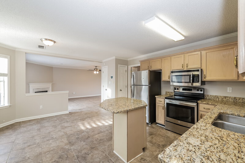 1,950/Mo, 763 Silver Sands Dr Cordova, TN 38018 Kitchen View 2