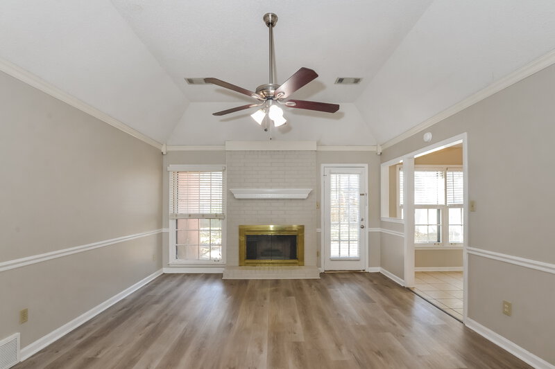 2,080/Mo, 951 Cully Rd Cordova, TN 38018 Living Room View