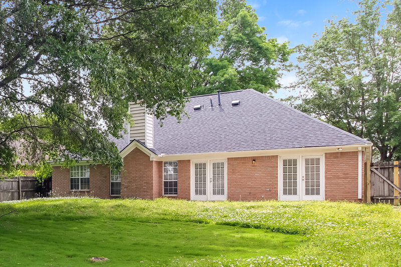 1,940/Mo, 8538 Overcup Oaks Dr Cordova, TN 38018 Rear View