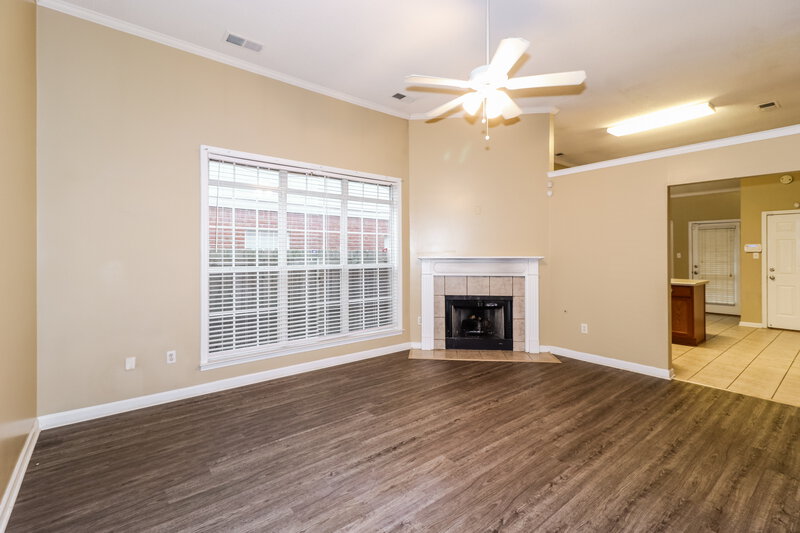 1,855/Mo, 8691 Overcup Oaks Dr Cordova, TN 38018 Living Room View 2