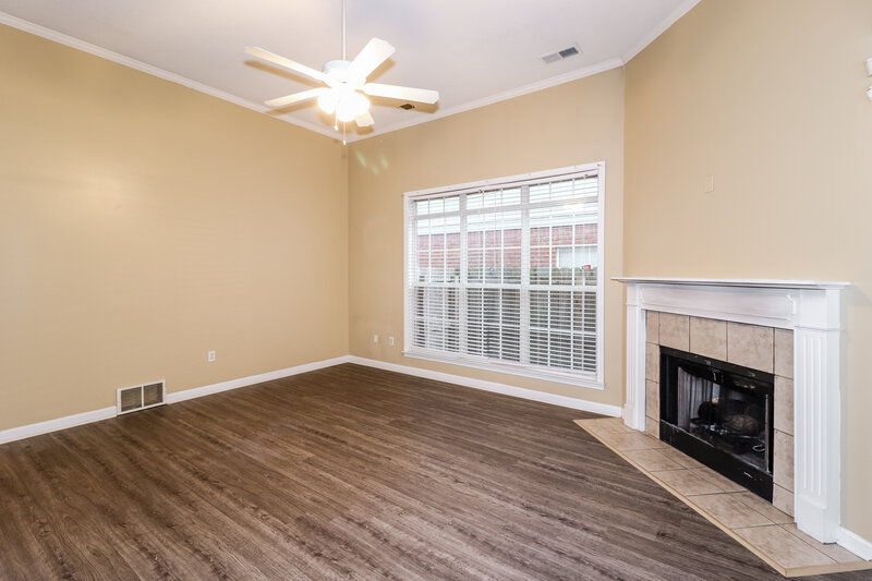 1,855/Mo, 8691 Overcup Oaks Dr Cordova, TN 38018 Living Room View 3