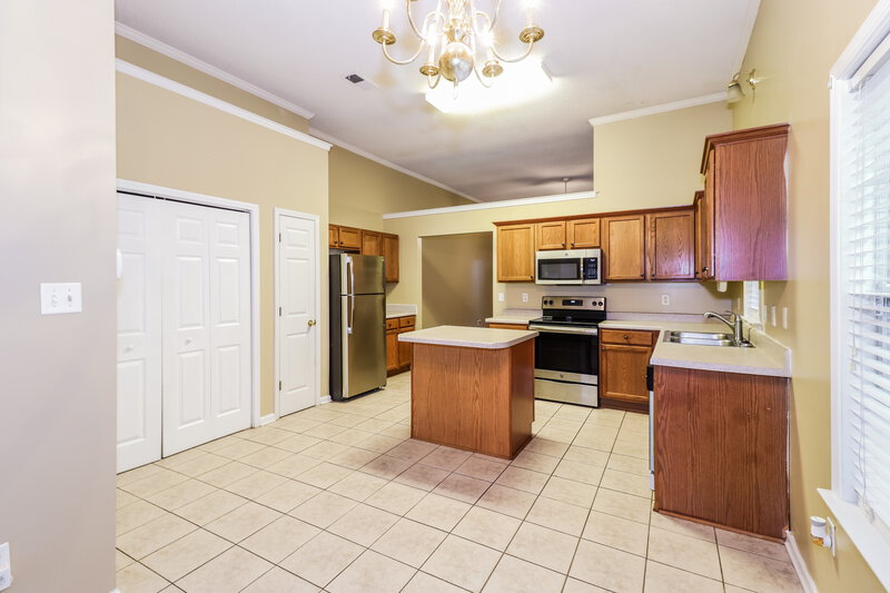 1,855/Mo, 8691 Overcup Oaks Dr Cordova, TN 38018 Dining Room View