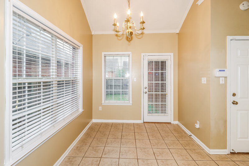 1,855/Mo, 8691 Overcup Oaks Dr Cordova, TN 38018 Dining Room View 2