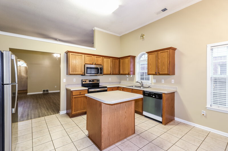 1,855/Mo, 8691 Overcup Oaks Dr Cordova, TN 38018 Kitchen View