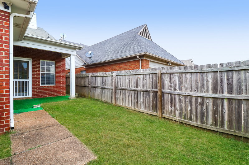 1,855/Mo, 8691 Overcup Oaks Dr Cordova, TN 38018 Rear View 2