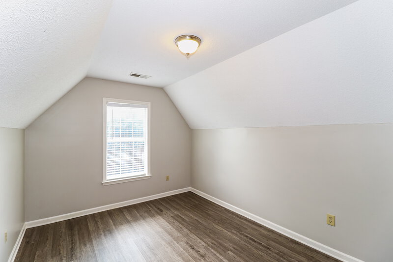 1,820/Mo, 594 Ashley Glen Circle E Cordova, TN 38018 Bedroom View 4