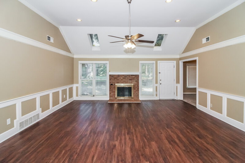 1,845/Mo, 8558 Timber Walk Cove Cordova, TN 38018 Living Room View