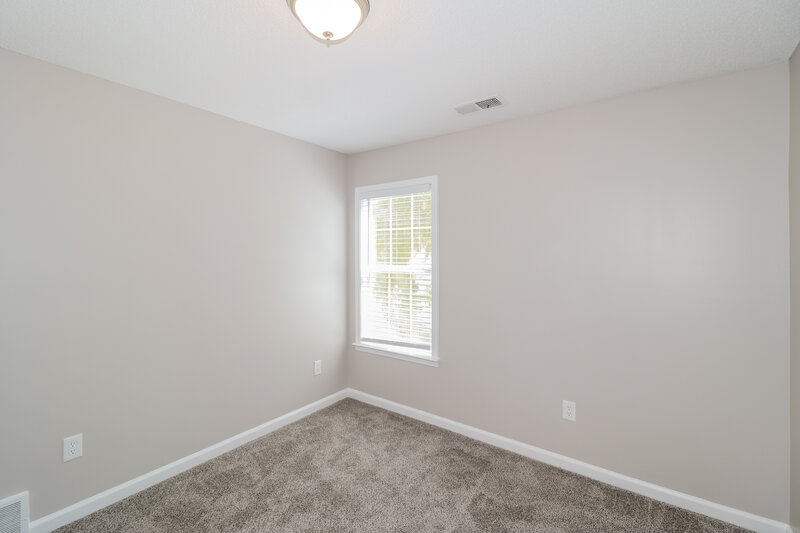 2,370/Mo, 607 Ashley Glen Circle E Cordova, TN 38018 Bedroom View 2
