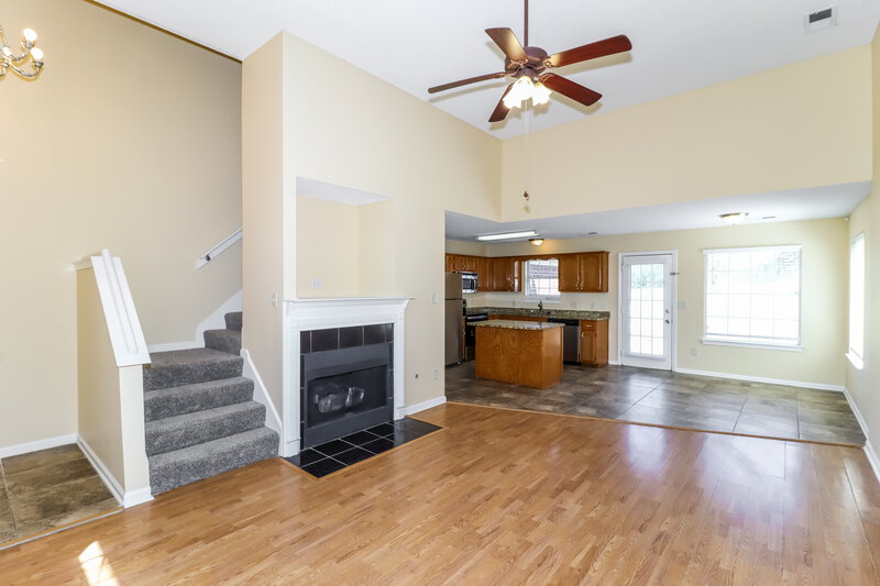 1,930/Mo, 1544 Beringer Dr Cordova, TN 38018 Living Room View