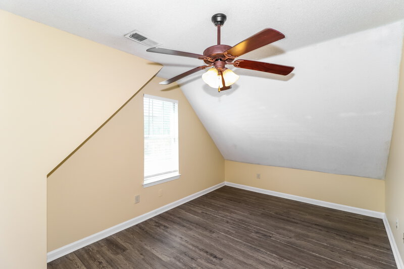 1,930/Mo, 1544 Beringer Dr Cordova, TN 38018 Bonus Room View