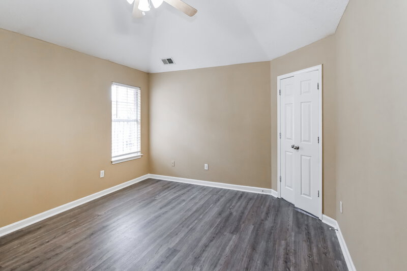 2,160/Mo, 1319 Farwoods Dr Cordova, TN 38018 Main Bedroom View