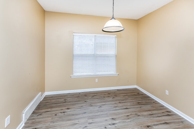 1,990/Mo, 1100 Green Fern Cove Cordova, TN 38018 Dining Room View