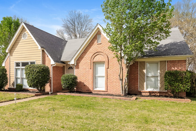 2,045/Mo, 8400 Timber Creek Dr Cordova, TN 38018 Front View